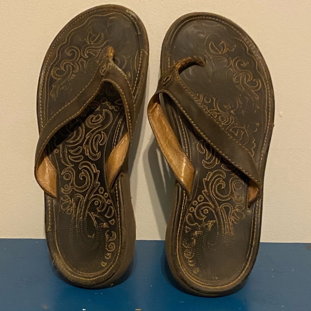 Olu Kai Leather Flip Flops
